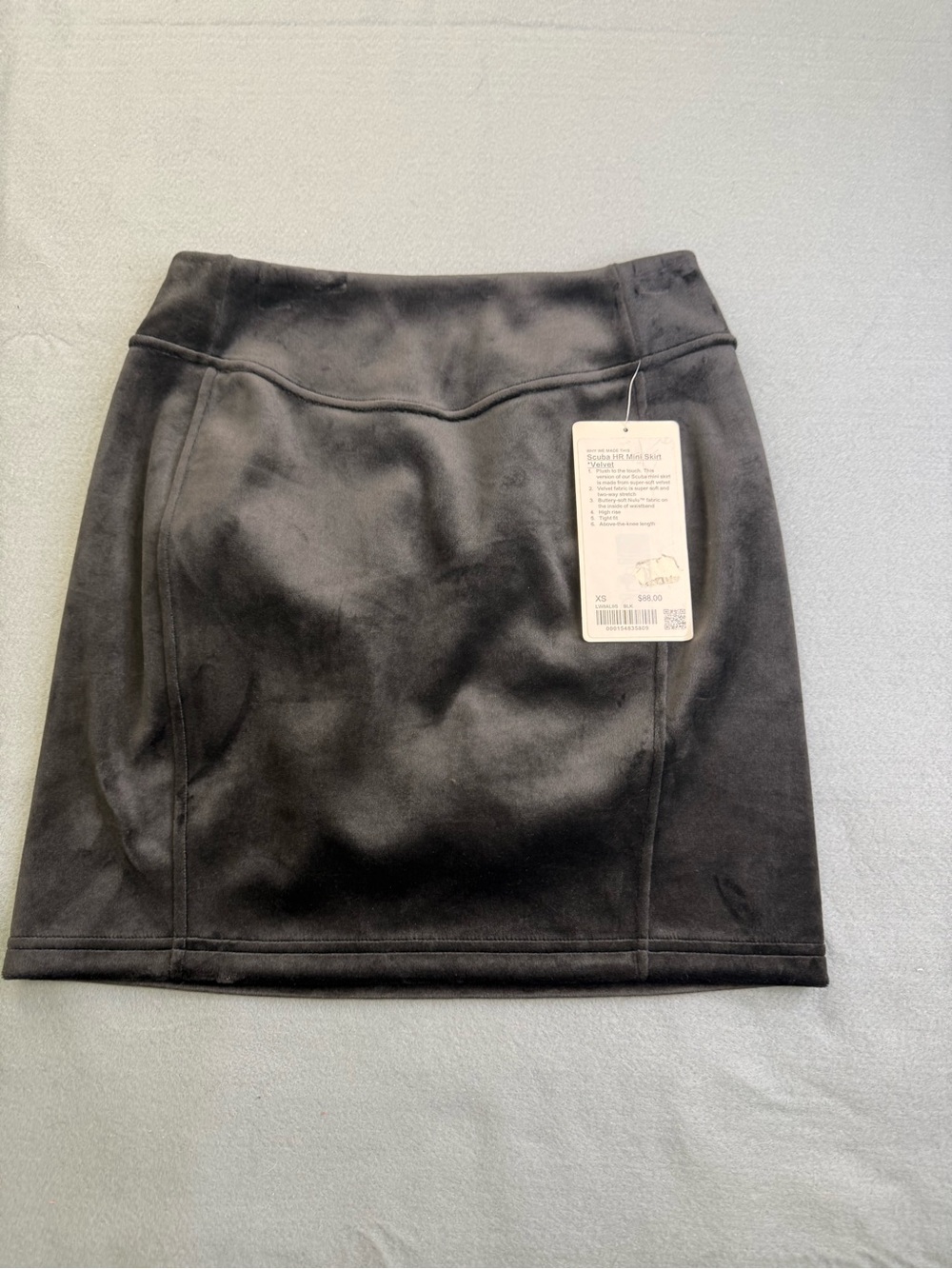 lululemon athletica Black Mini Skirt with Subtle Seam Details